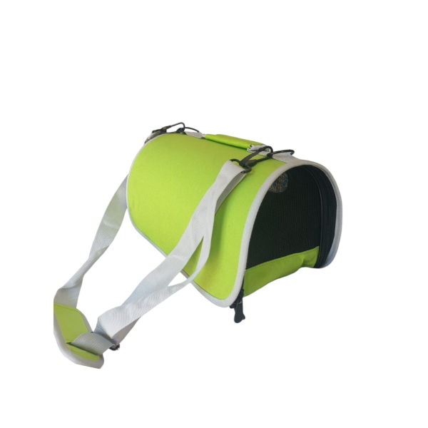 Transportadora verde pequeña