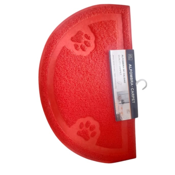 Alfombra roja con patitas